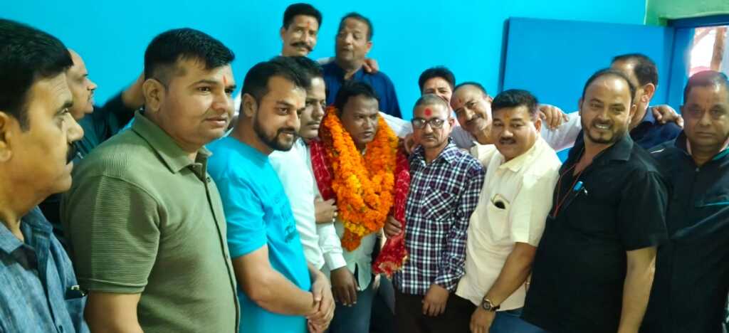 नवनियुक्त अध्यक्ष लक्ष्मण खाती को बधाईयों का तांता